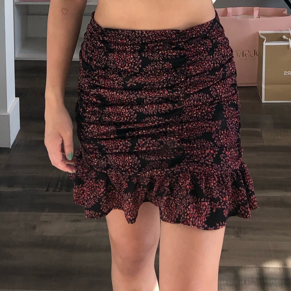 Floral ruched mini skirt / F21